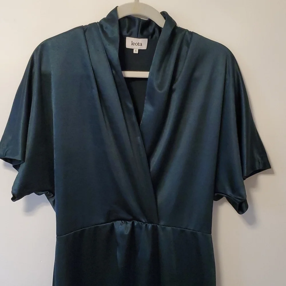 Leota Willow Teal Green Dress in Luster Jersey